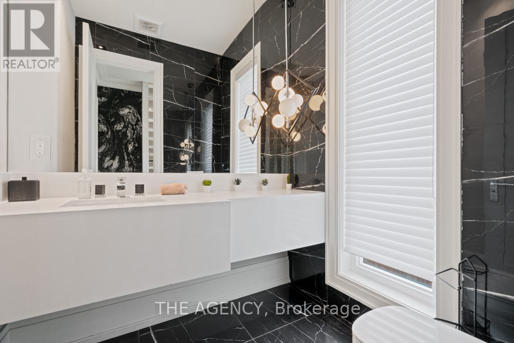 8 Frivick Court, Toronto, Ontario  M2M 3P6 - Photo 24 - C12166669