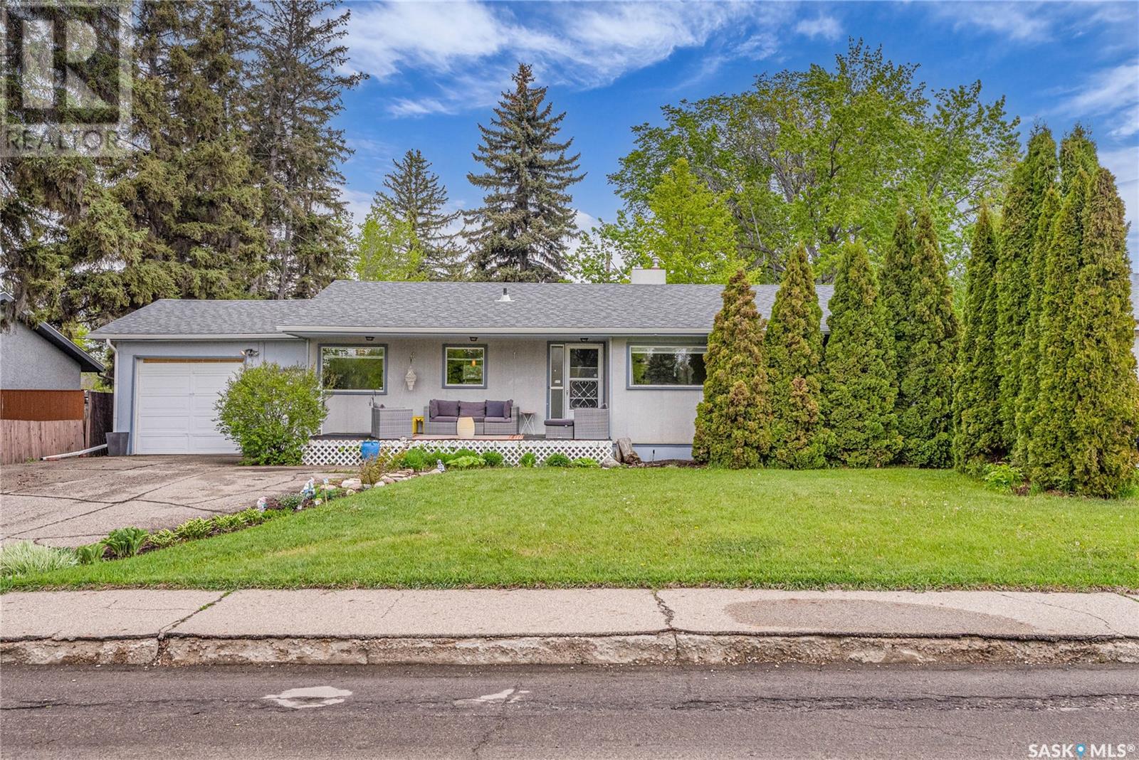 505 Hilliard Street E, Saskatoon, Saskatchewan  S7J 0E9 - Photo 1 - SK006686