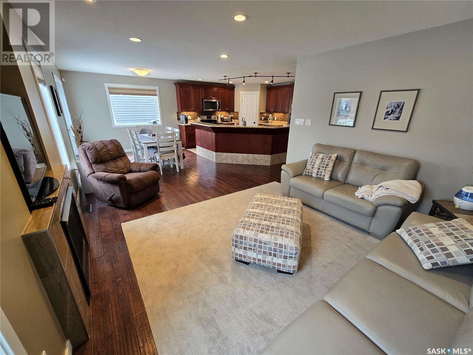 721 Barber Crescent, Weyburn, Saskatchewan  S4H 0B9 - Photo 17 - SK006639