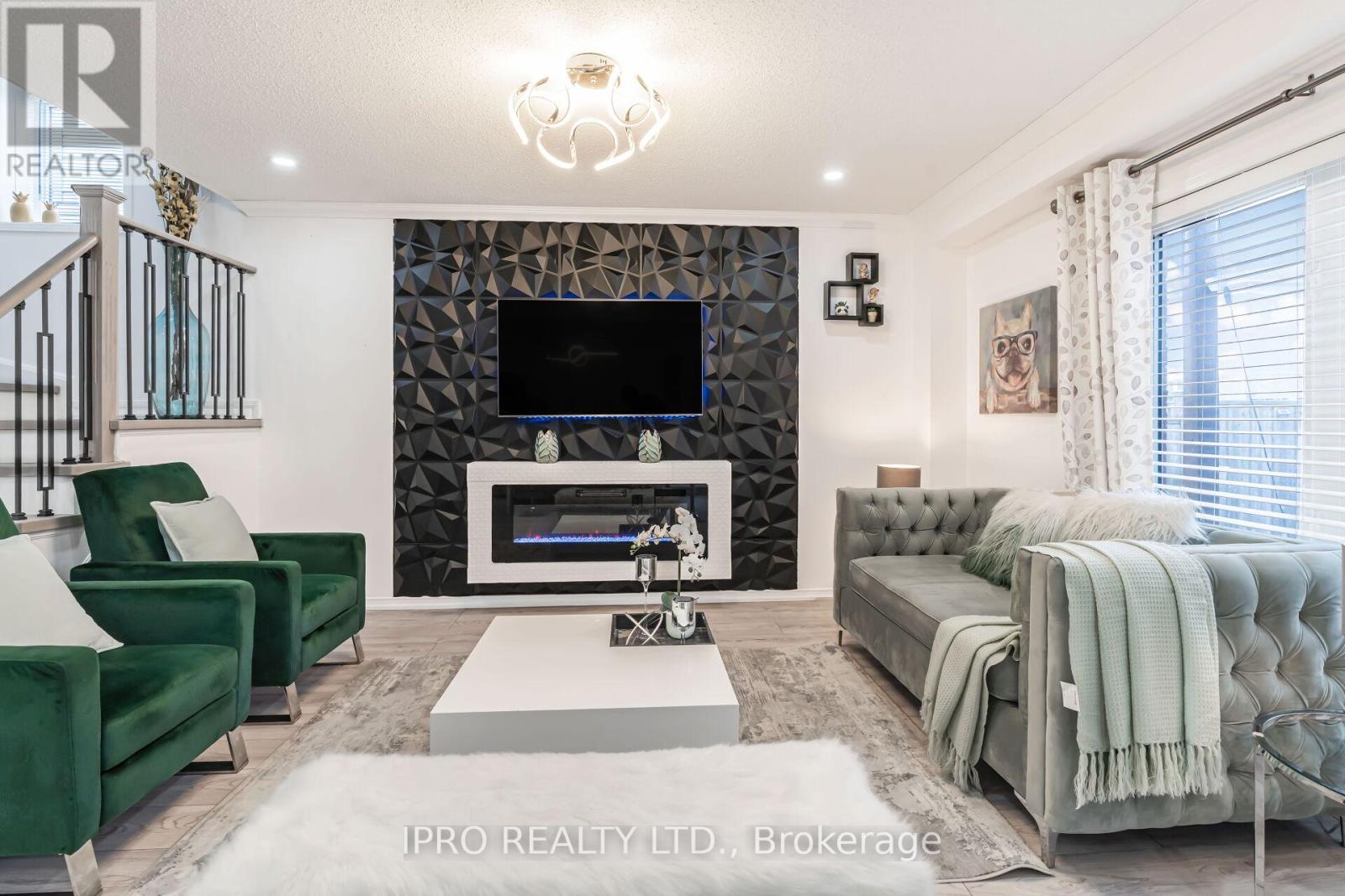 16 Donlevy Crescent, Whitby, Ontario  L1R 0B8 - Photo 13 - E12166638
