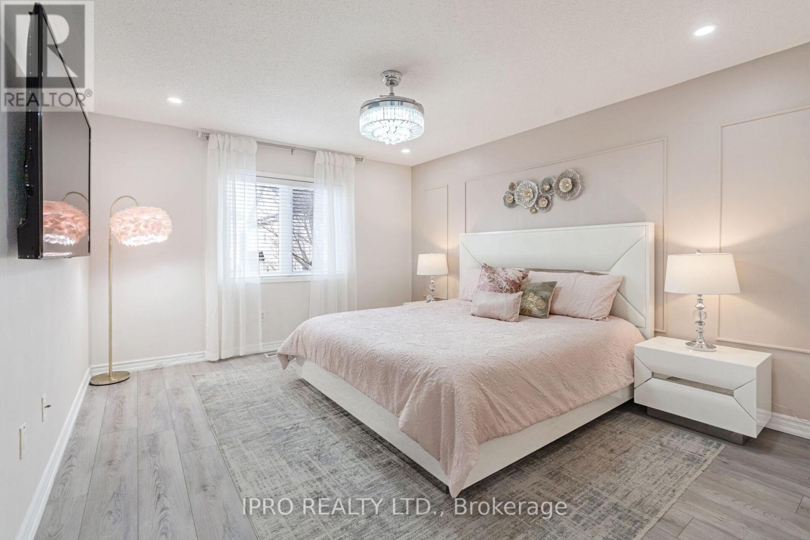 16 Donlevy Crescent, Whitby, Ontario  L1R 0B8 - Photo 24 - E12166638