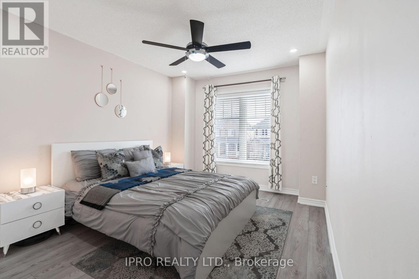 16 Donlevy Crescent, Whitby, Ontario  L1R 0B8 - Photo 29 - E12166638