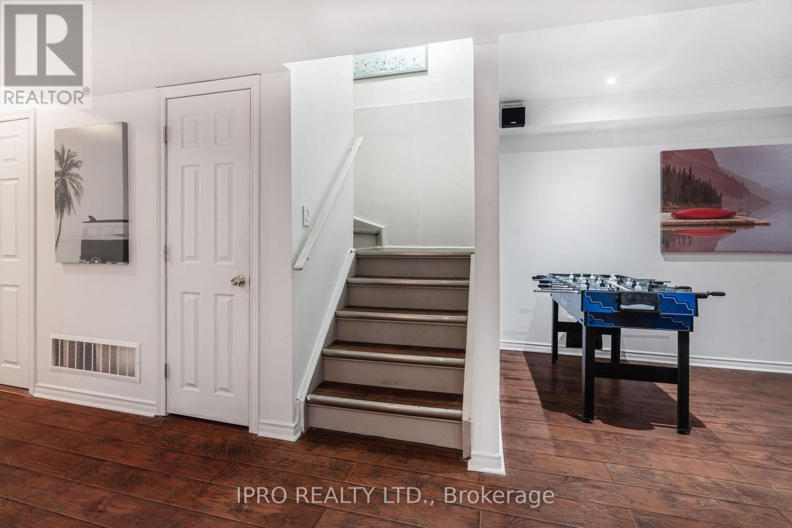 16 Donlevy Crescent, Whitby, Ontario  L1R 0B8 - Photo 32 - E12166638