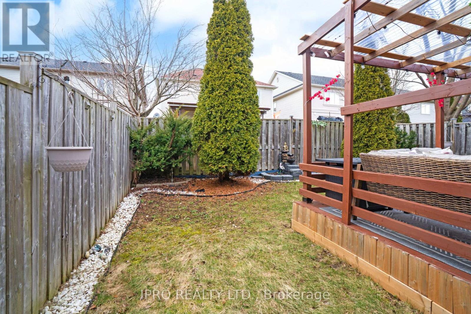 16 Donlevy Crescent, Whitby, Ontario  L1R 0B8 - Photo 43 - E12166638