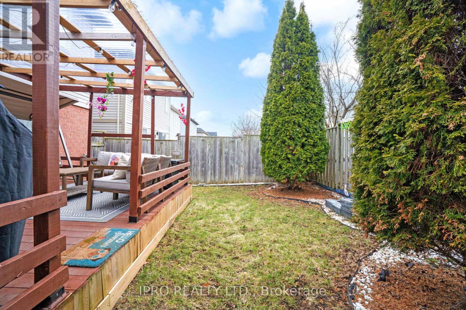 16 Donlevy Crescent, Whitby, Ontario  L1R 0B8 - Photo 44 - E12166638