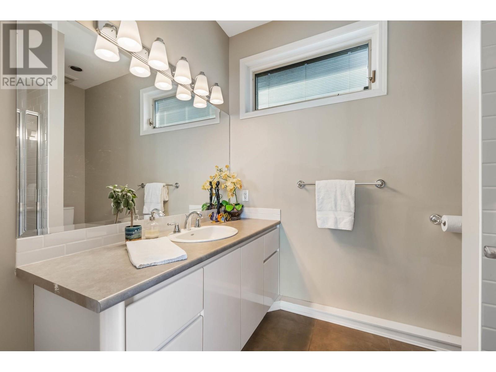 292 Centennial Parkway, Delta, British Columbia  V4L 1K5 - Photo 21 - R2993306
