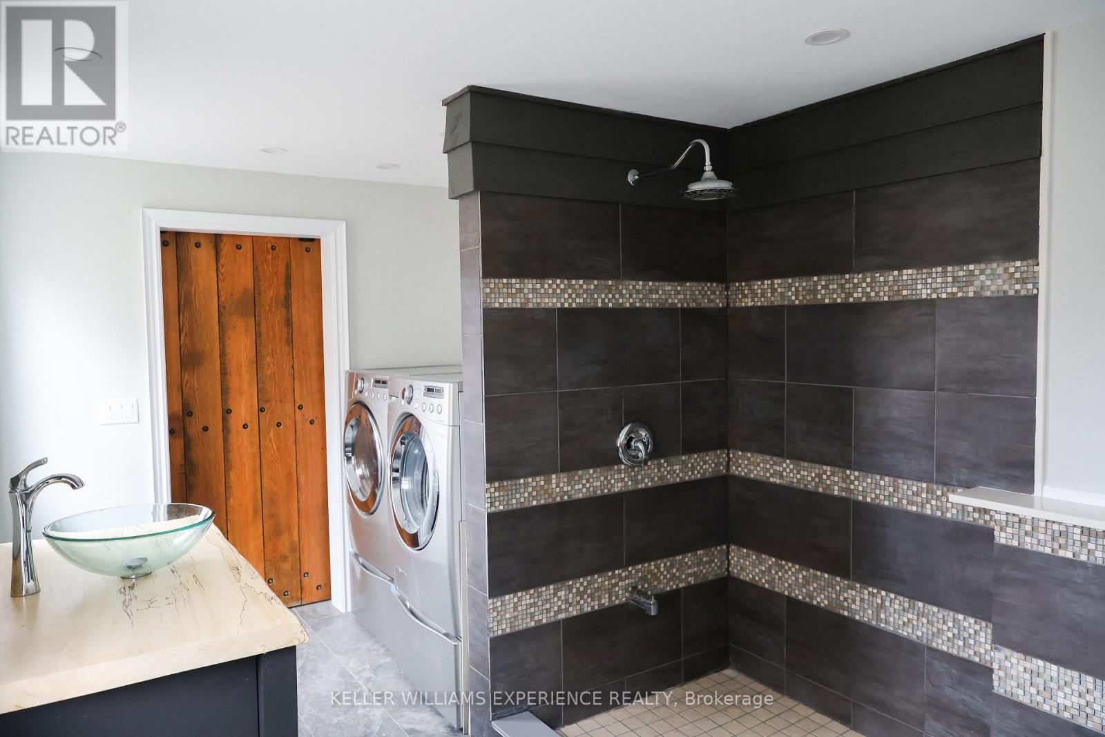 2233 4th Line, Innisfil, Ontario  L0L 1K0 - Photo 26 - N12166556