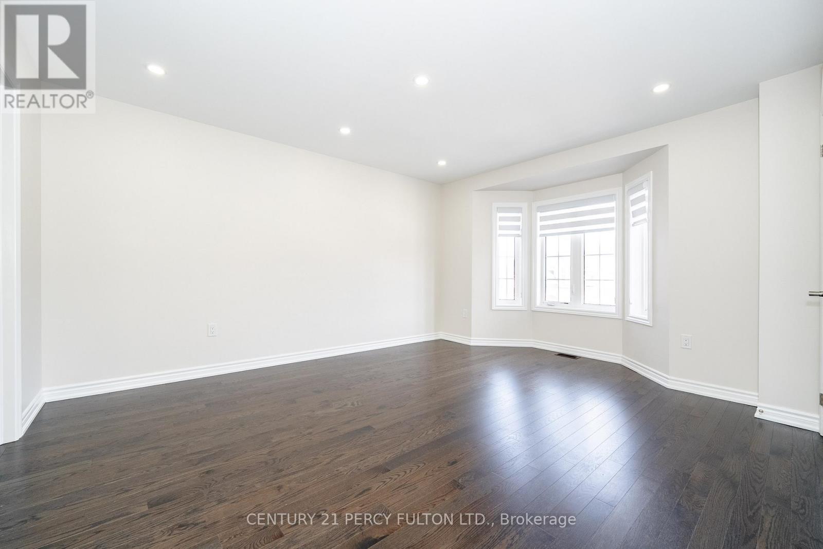 53 Bowline Vista, East Gwillimbury, Ontario  L9N 0W2 - Photo 44 - N12166588