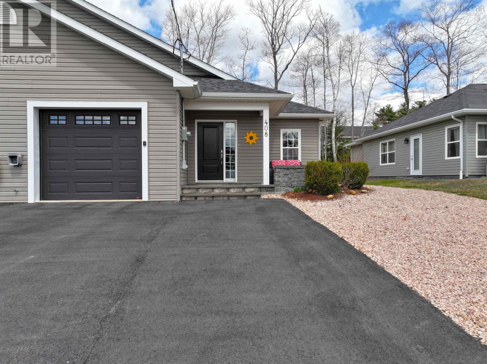 Property at 408 GLEN ALLAN Drive image 2