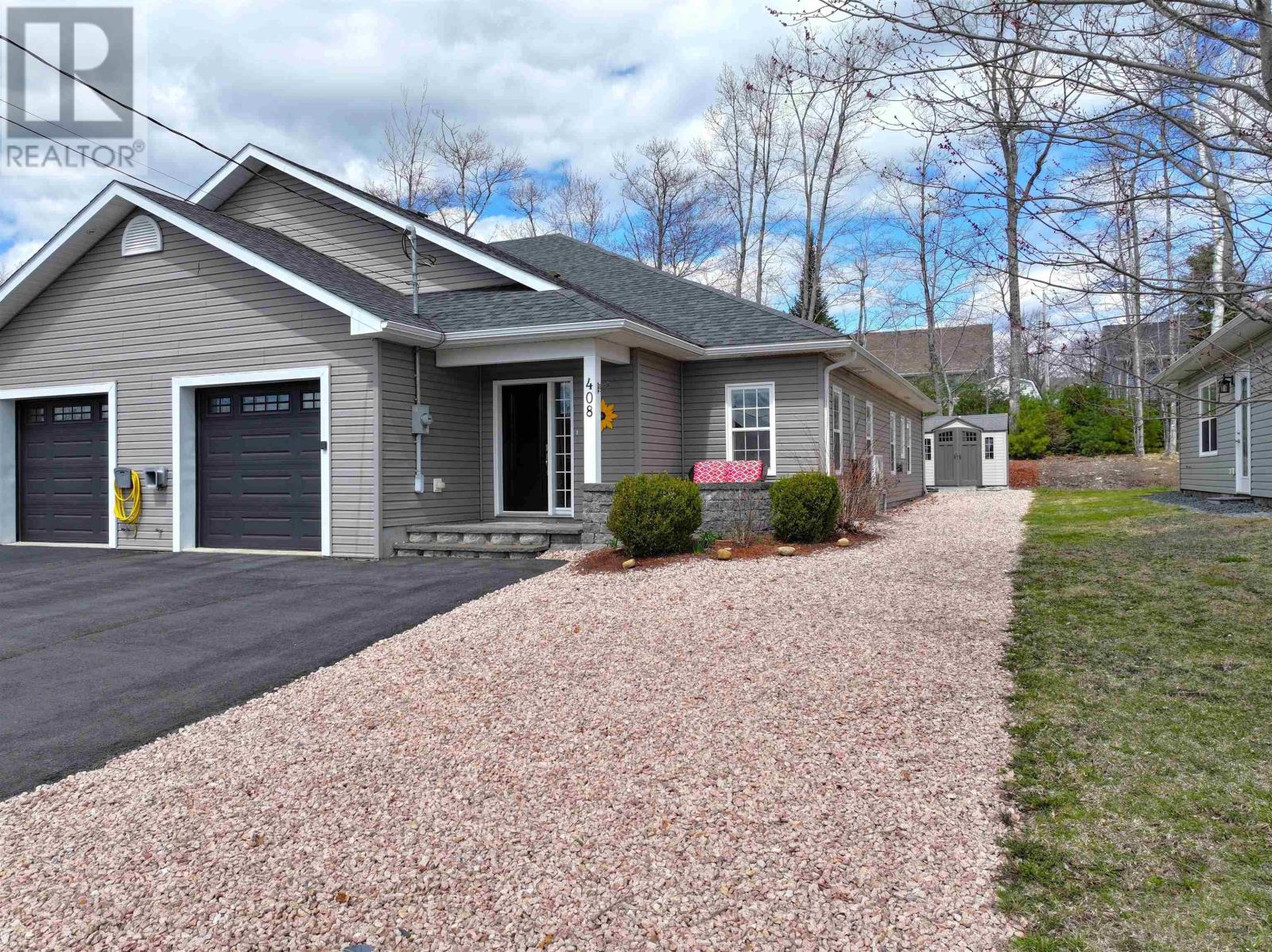 Property at 408 GLEN ALLAN Drive image 3