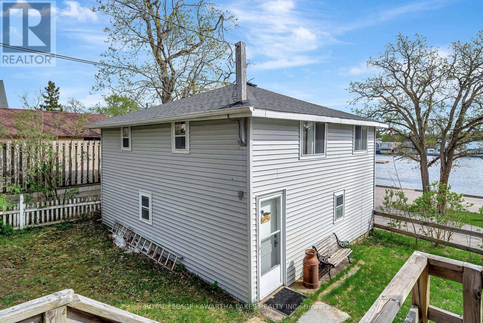 45 Oak Street, Kawartha Lakes, Ontario  K0M 1N0 - Photo 26 - X12166782