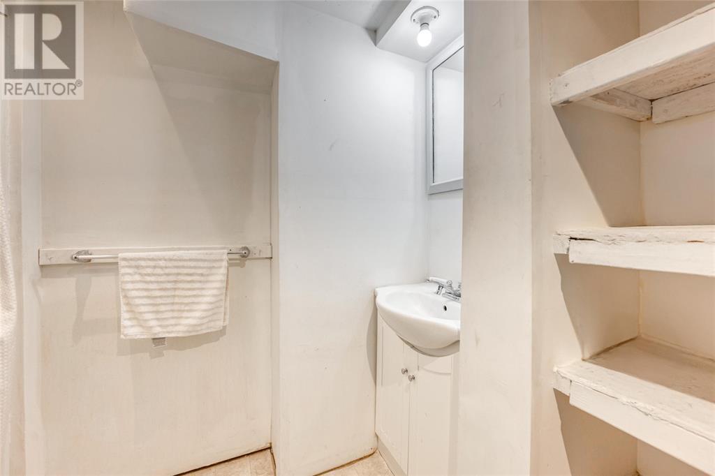 8113 Lisgar Street, Brooke-Alvinston, Ontario  N0N 1A0 - Photo 40 - 25012409