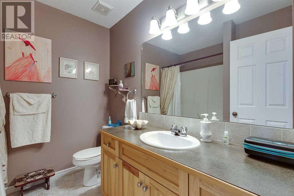 10 Elana Crescent, Lacombe, Alberta  T4L 2K8 - Photo 27 - A2208070
