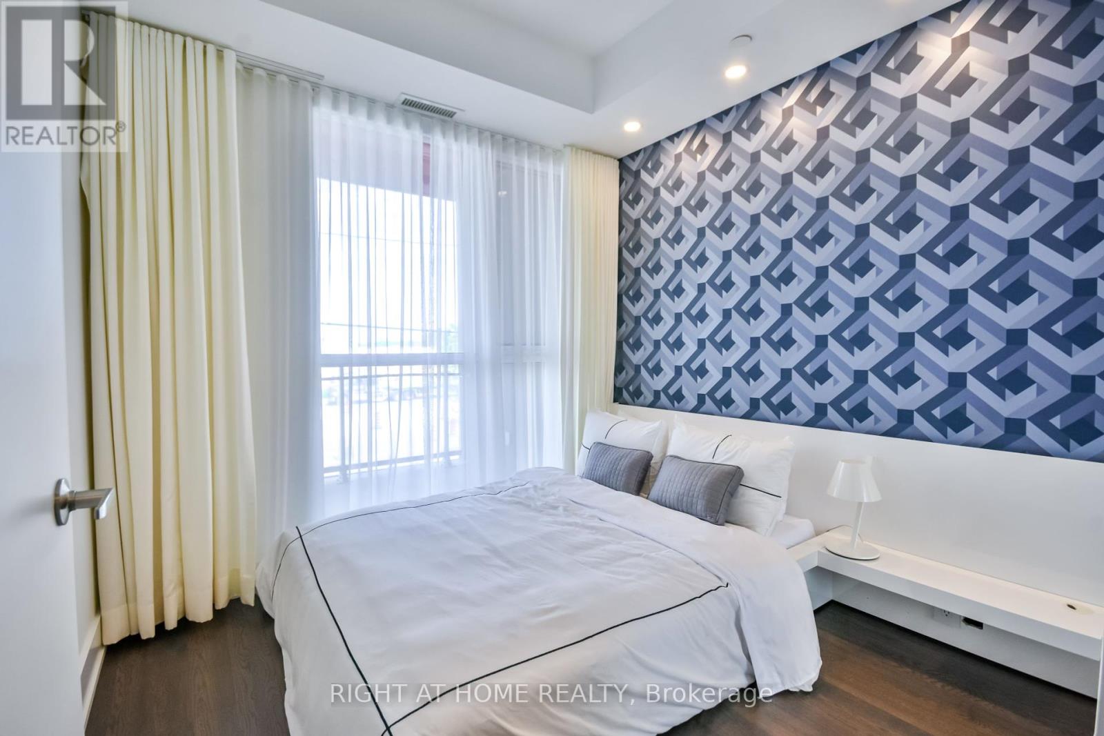 A217 - 5230 Dundas Street, Burlington, Ontario  L7L 0J5 - Photo 24 - W12166579