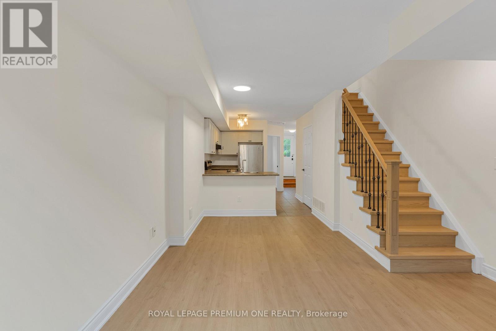 90 - 65 Turntable Crescent, Toronto, Ontario  M6H 4K8 - Photo 17 - W12166612