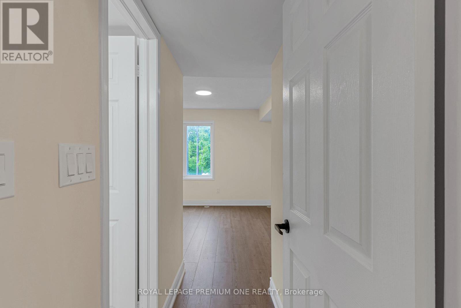 90 - 65 Turntable Crescent, Toronto, Ontario  M6H 4K8 - Photo 23 - W12166612