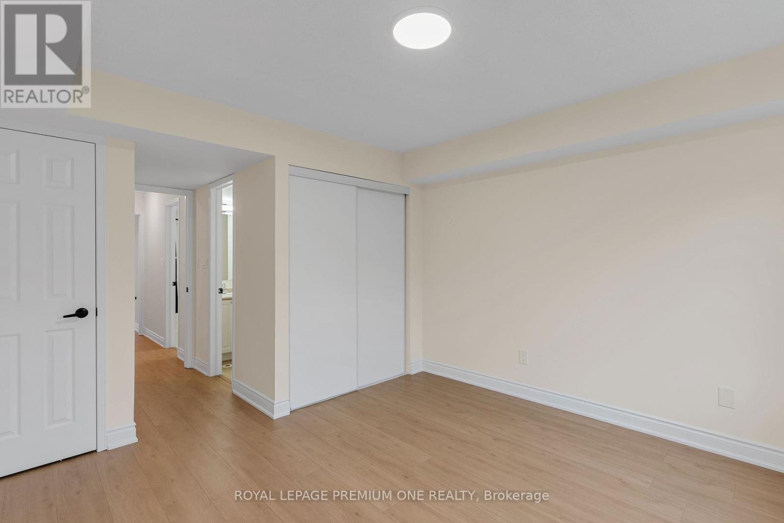 90 - 65 Turntable Crescent, Toronto, Ontario  M6H 4K8 - Photo 27 - W12166612