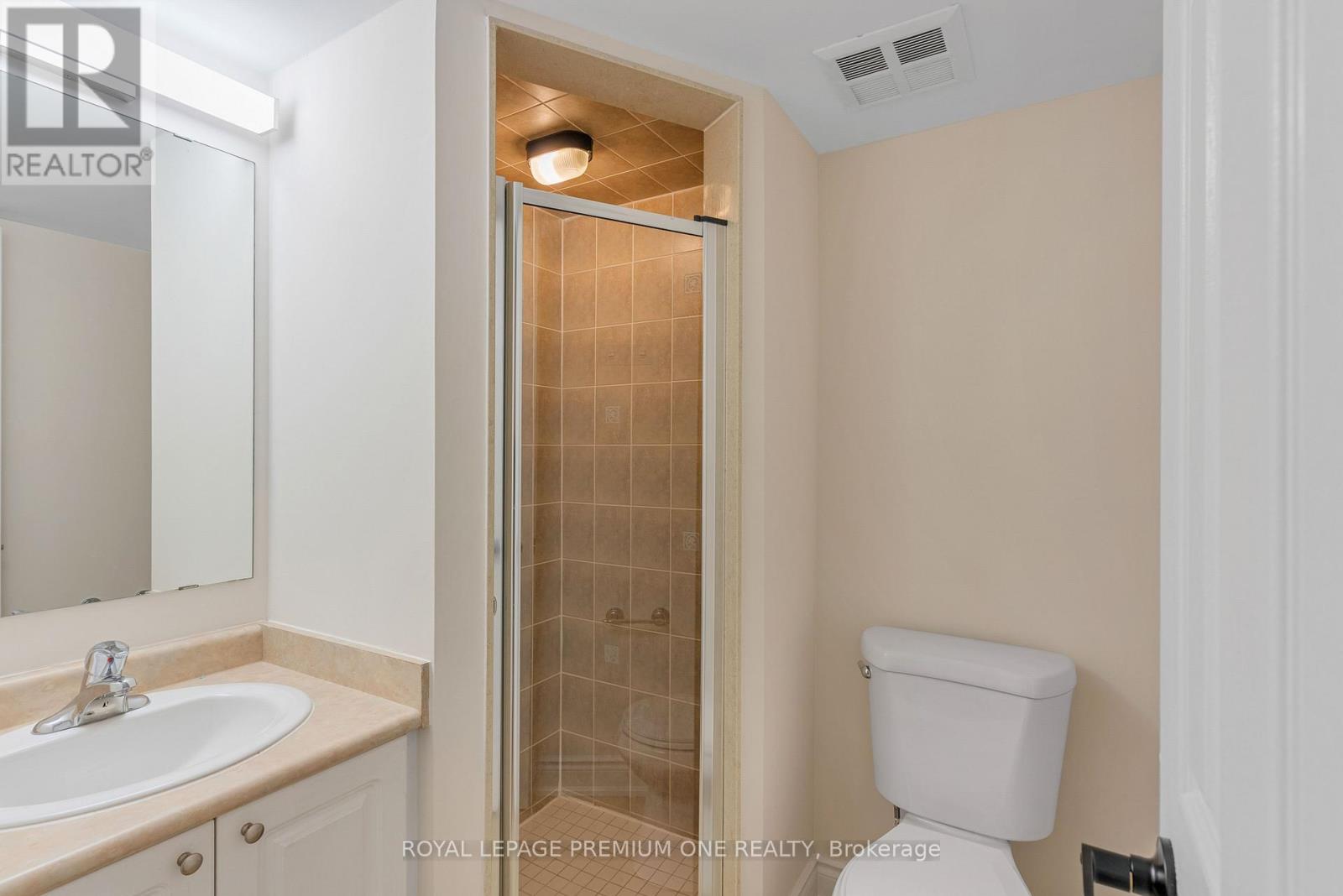 90 - 65 Turntable Crescent, Toronto, Ontario  M6H 4K8 - Photo 28 - W12166612