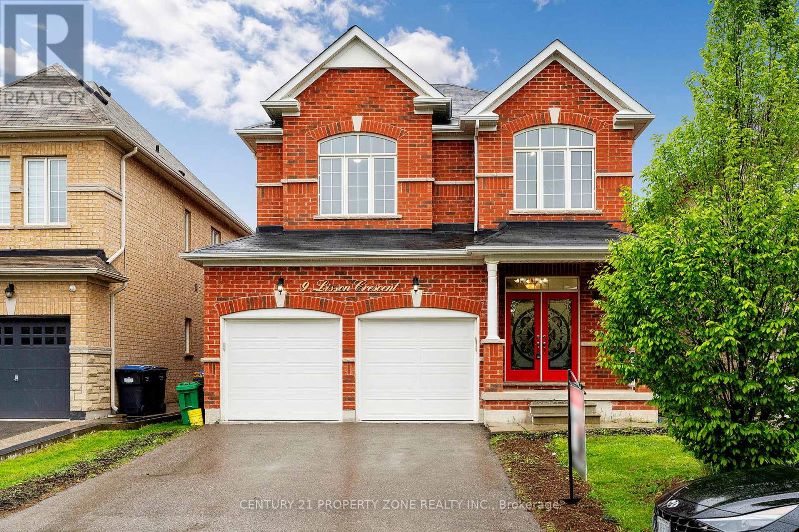9 Lisson Crescent, Brampton, Ontario  L6X 5H8 - Photo 2 - W12166622