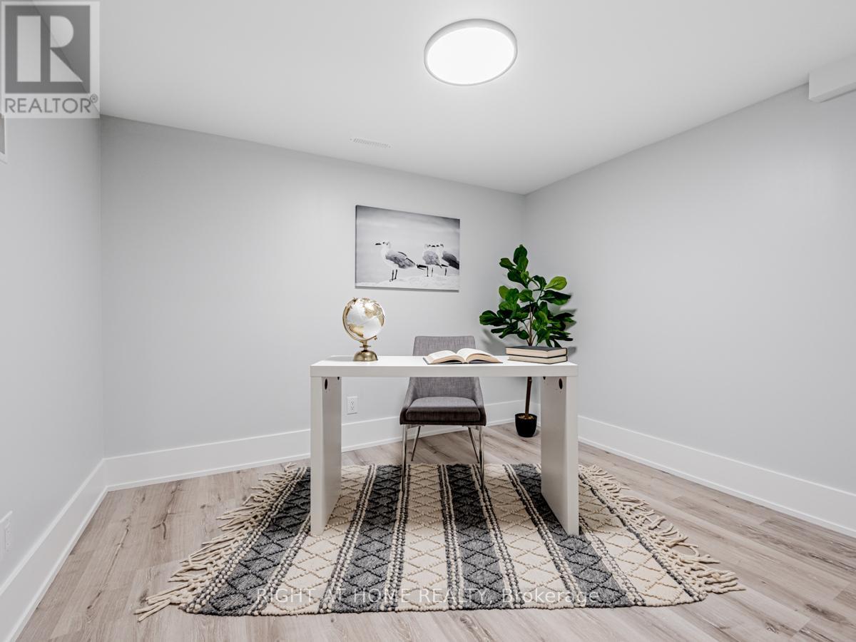 3 Rollins Place, Toronto, Ontario  M9B 3Y4 - Photo 27 - W12166624