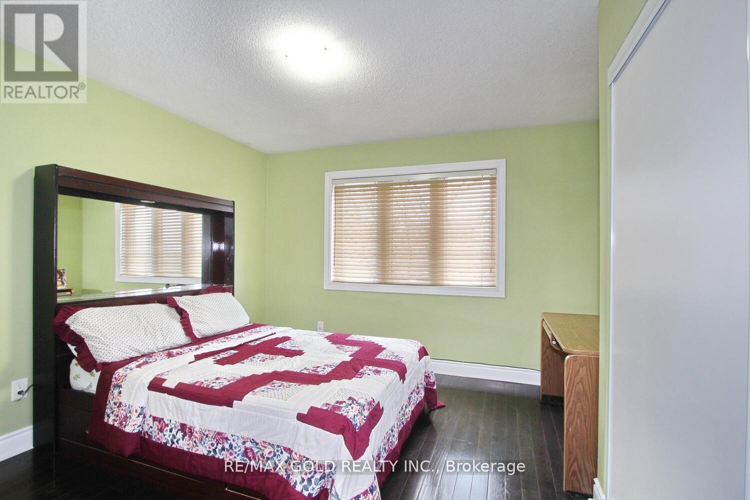 3 Oakmeadow Drive, Brampton, Ontario  L6A 2L7 - Photo 33 - W12166654