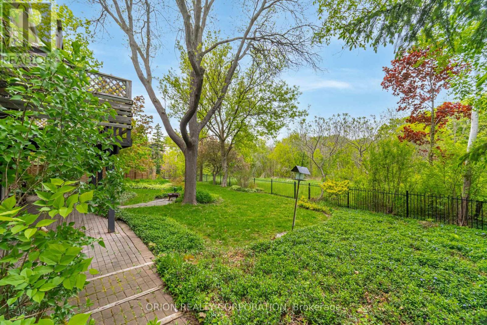 254 Maidstone Court, Caledon, Ontario  L7E 3V2 - Photo 34 - W12166672