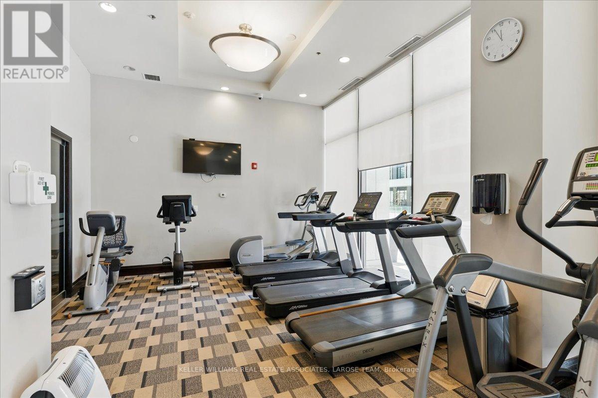 3701 - 208 Enfield Place, Mississauga, Ontario  L5B 0G8 - Photo 38 - W12166696
