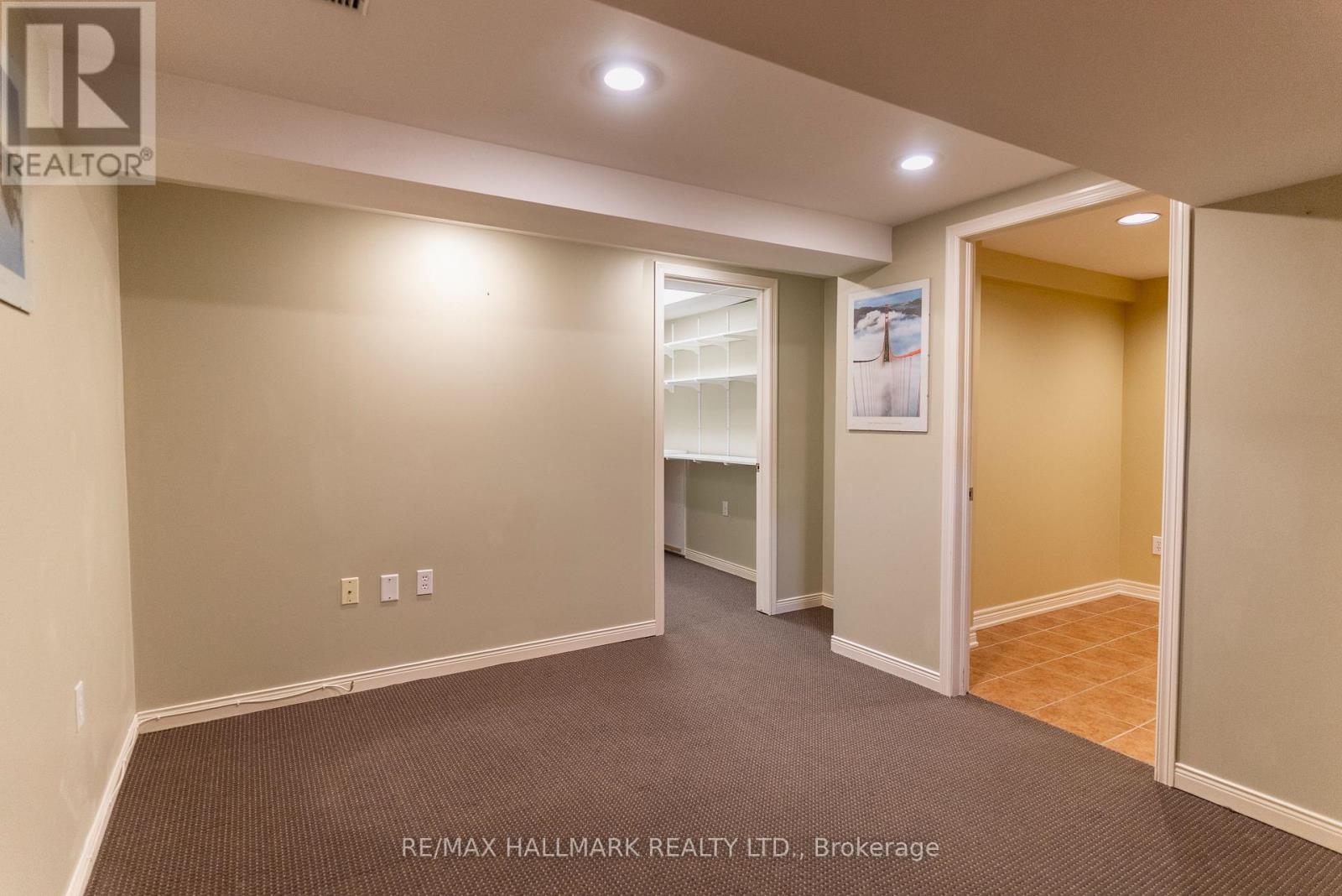 3294 Thorncrest Drive, Mississauga, Ontario  L5L 4K6 - Photo 37 - W12166704