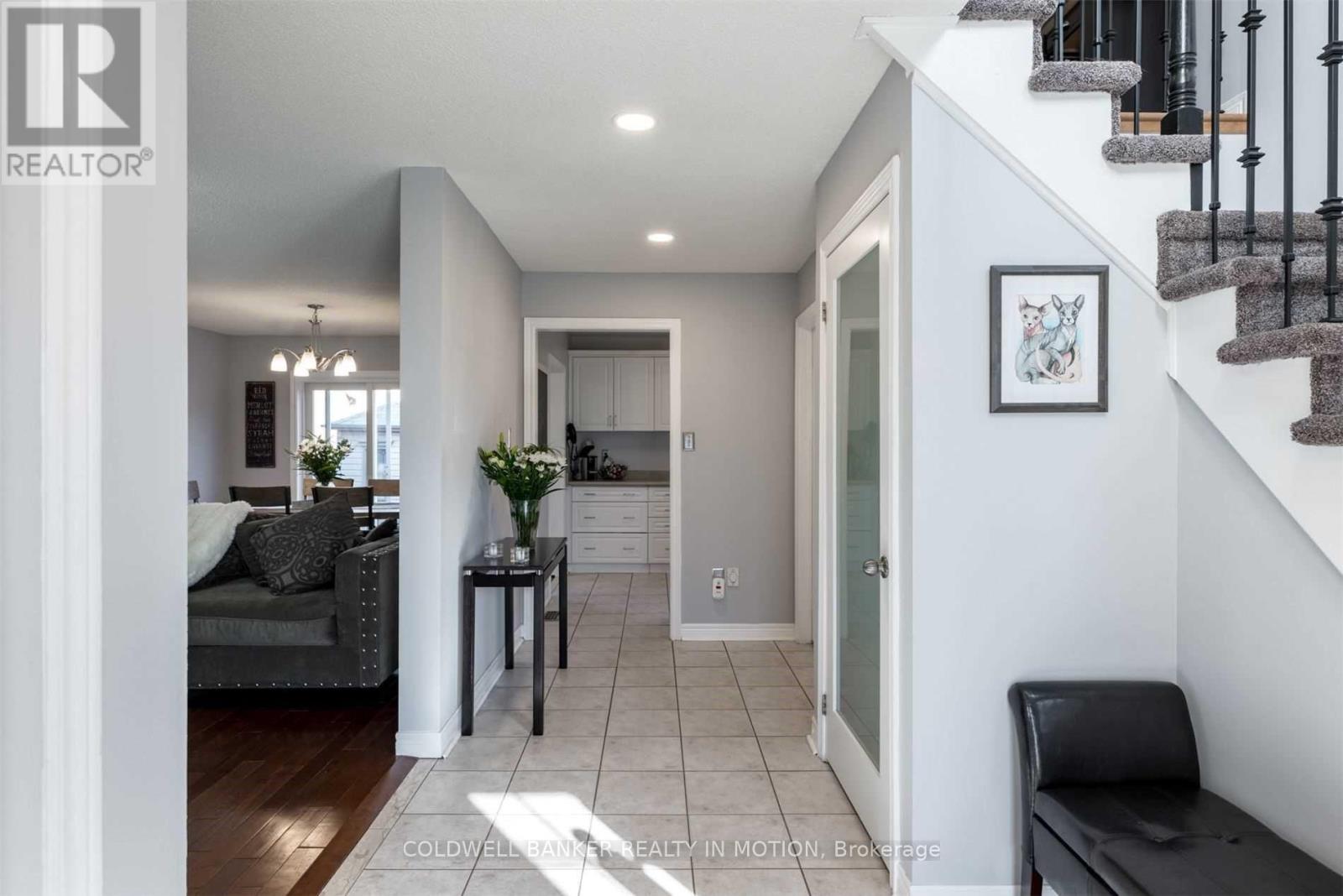 570 Enfield Road W, Burlington, Ontario  L7T 2X5 - Photo 31 - W12166712