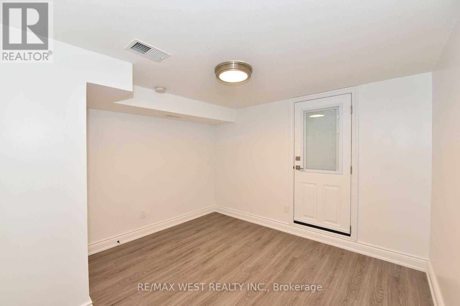Bsmt - 168 Strathnairn Avenue, Toronto, Ontario  M6M 2G1 - Photo 15 - W12166717