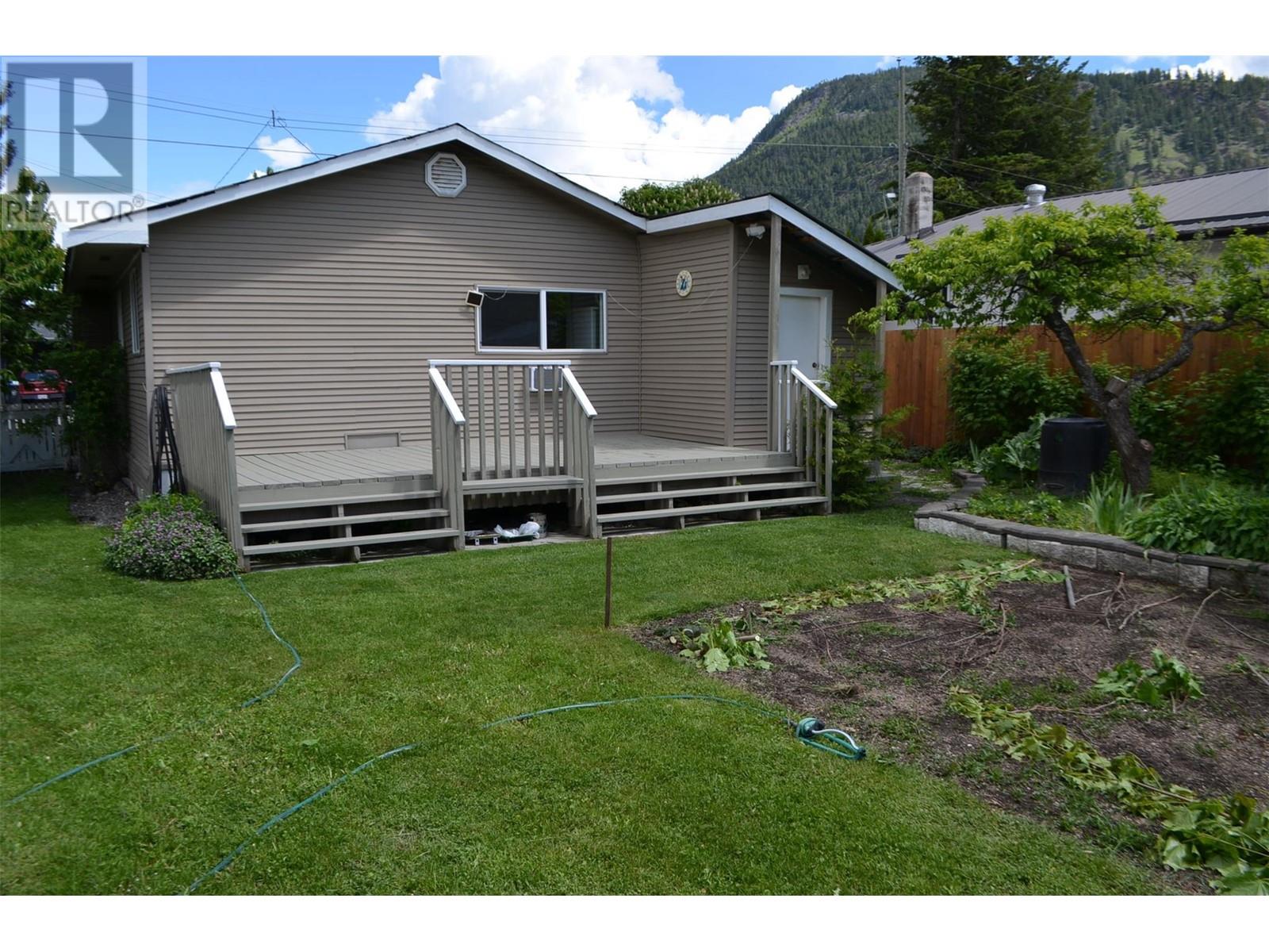 Property at 334 Birch Street image 2