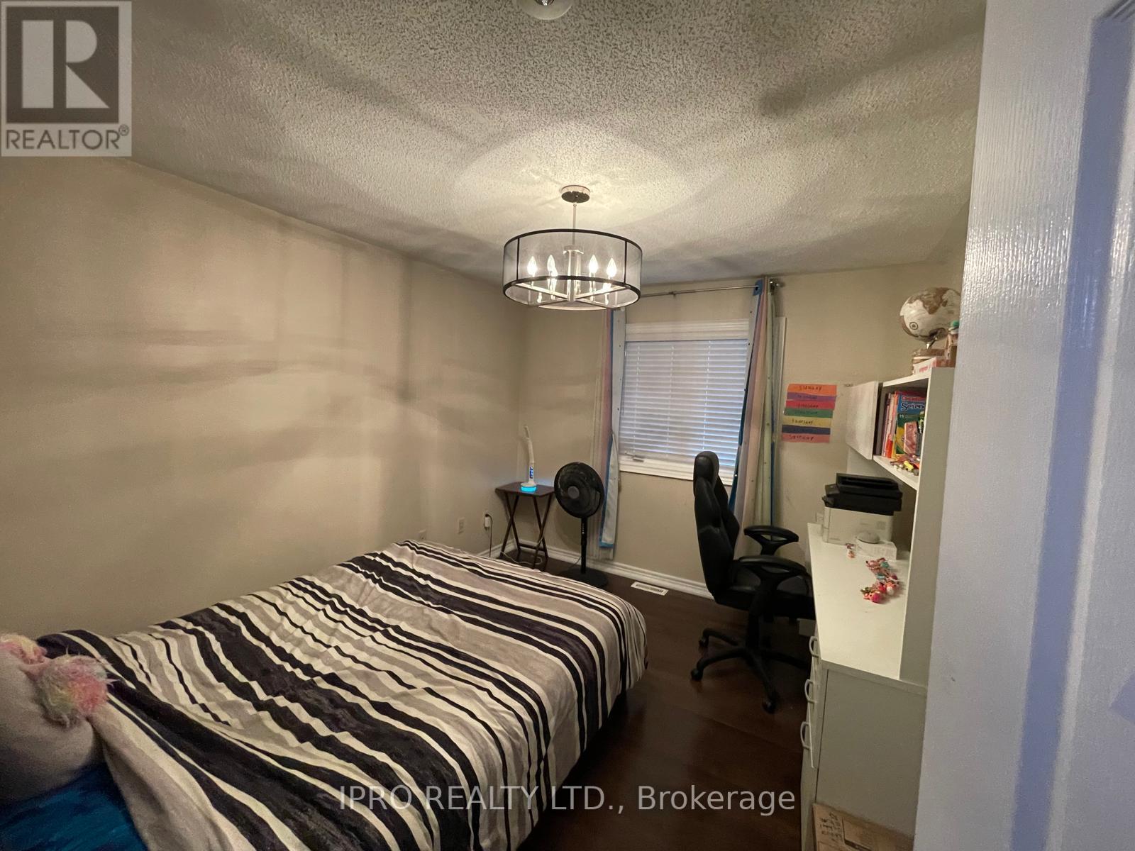 Upper - 3194 World Series Court, Mississauga, Ontario  L5N 7N8 - Photo 31 - W12112808