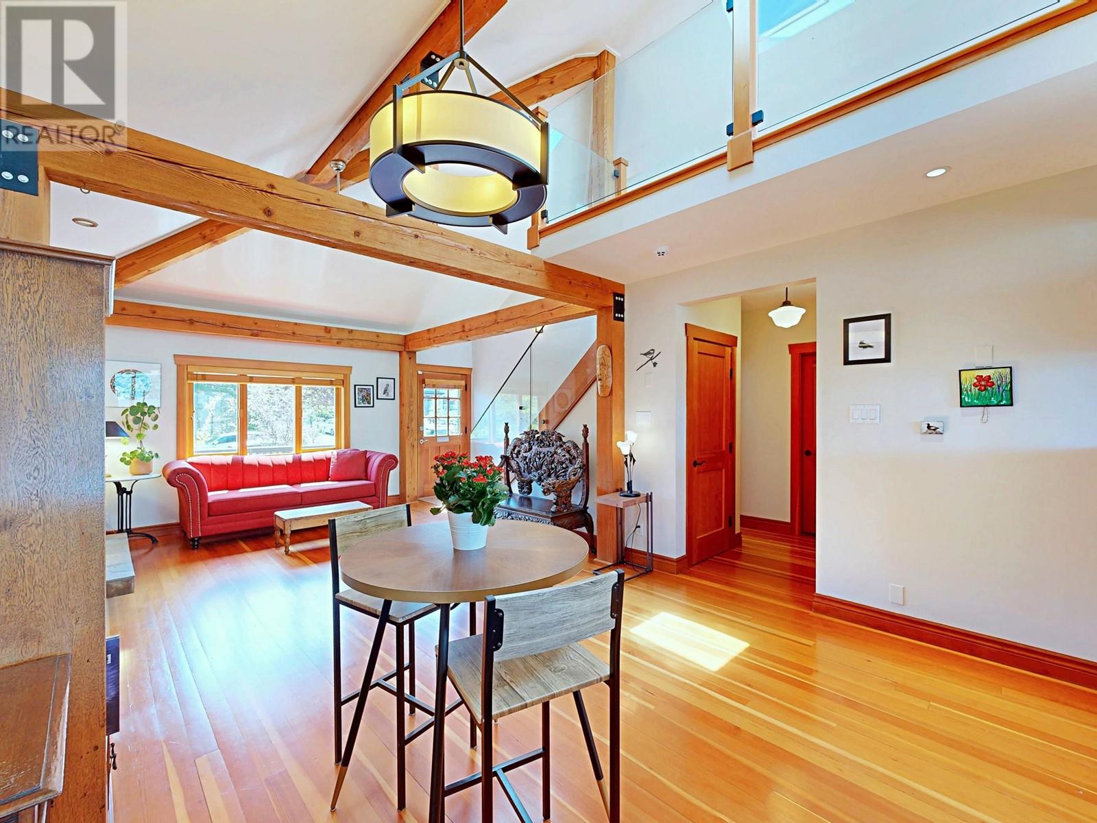 2837 Trinity Street, Vancouver, British Columbia  V5K 1E8 - Photo 8 - R2996273