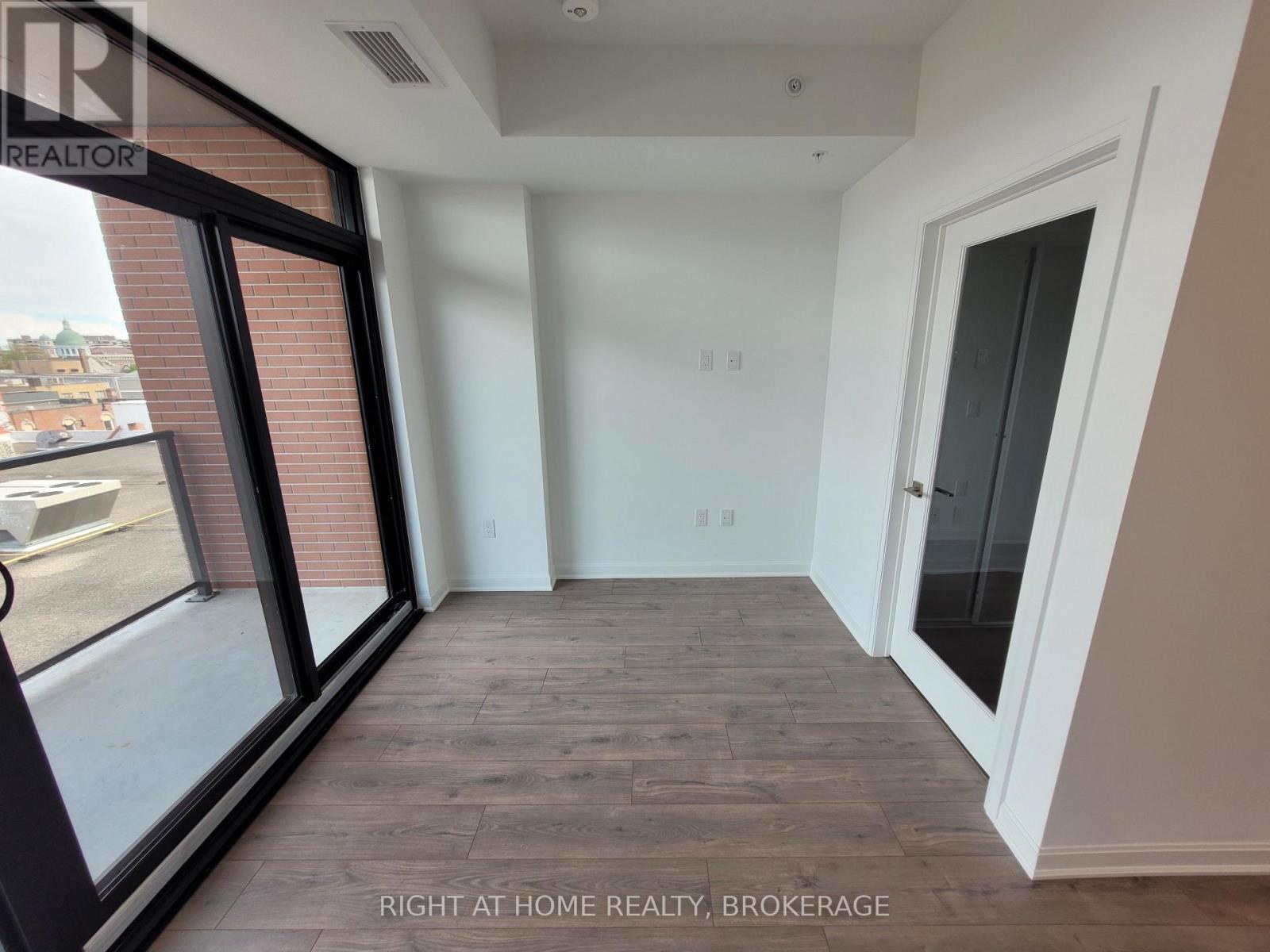 406 - 223 Princess Street, Kingston, Ontario  K7L 1B3 - Photo 14 - X12166546