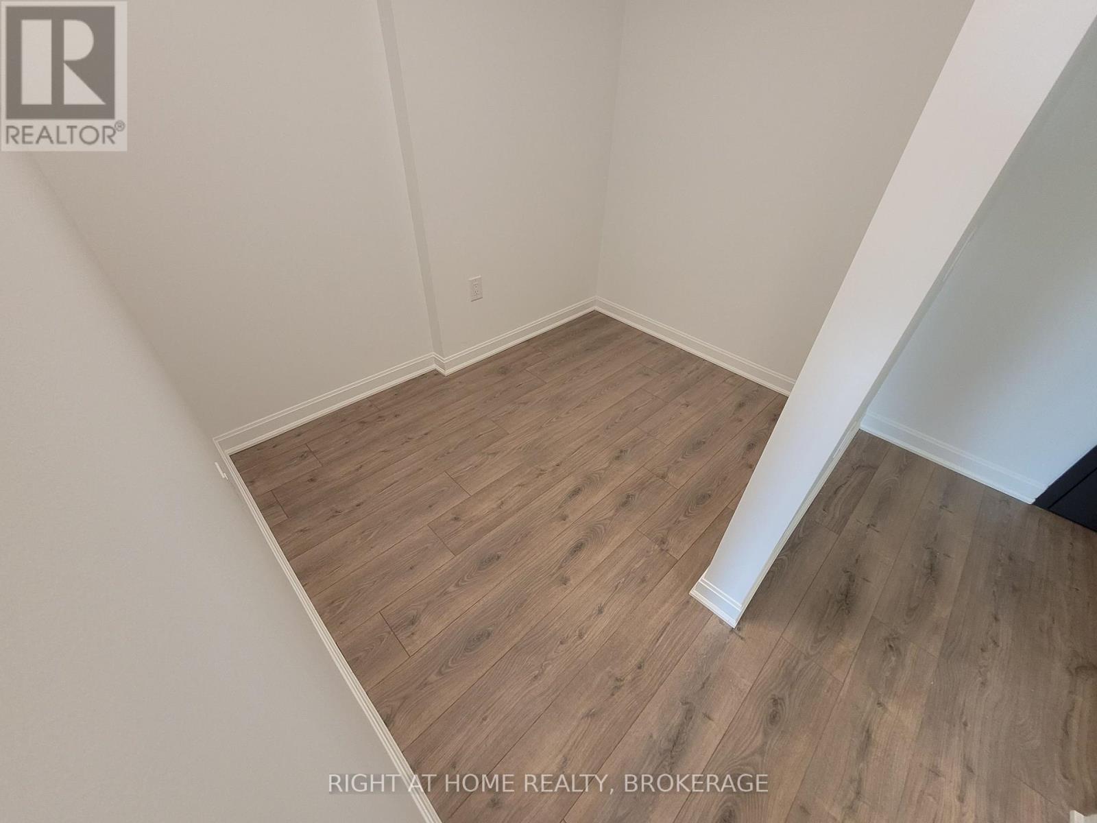 406 - 223 Princess Street, Kingston, Ontario  K7L 1B3 - Photo 21 - X12166546