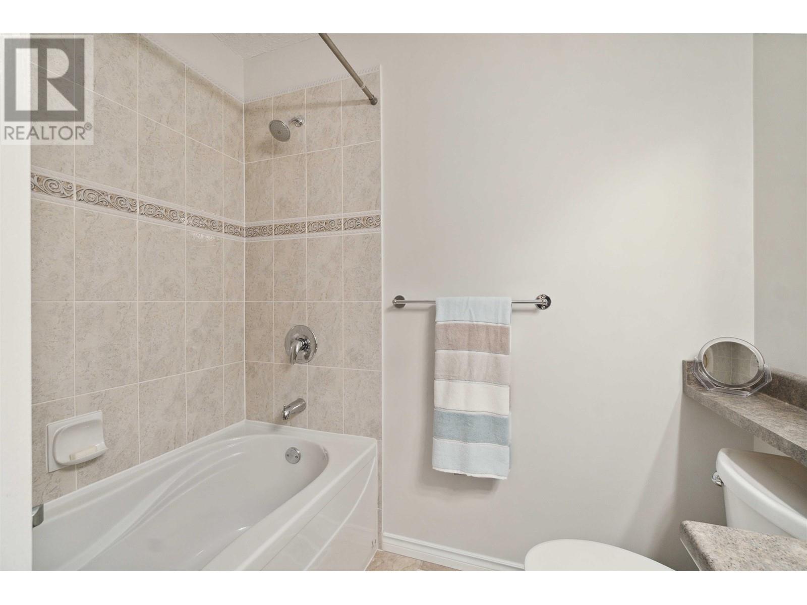 899 Spence Avenue, Coquitlam, British Columbia  V3J 4V4 - Photo 22 - R3005111