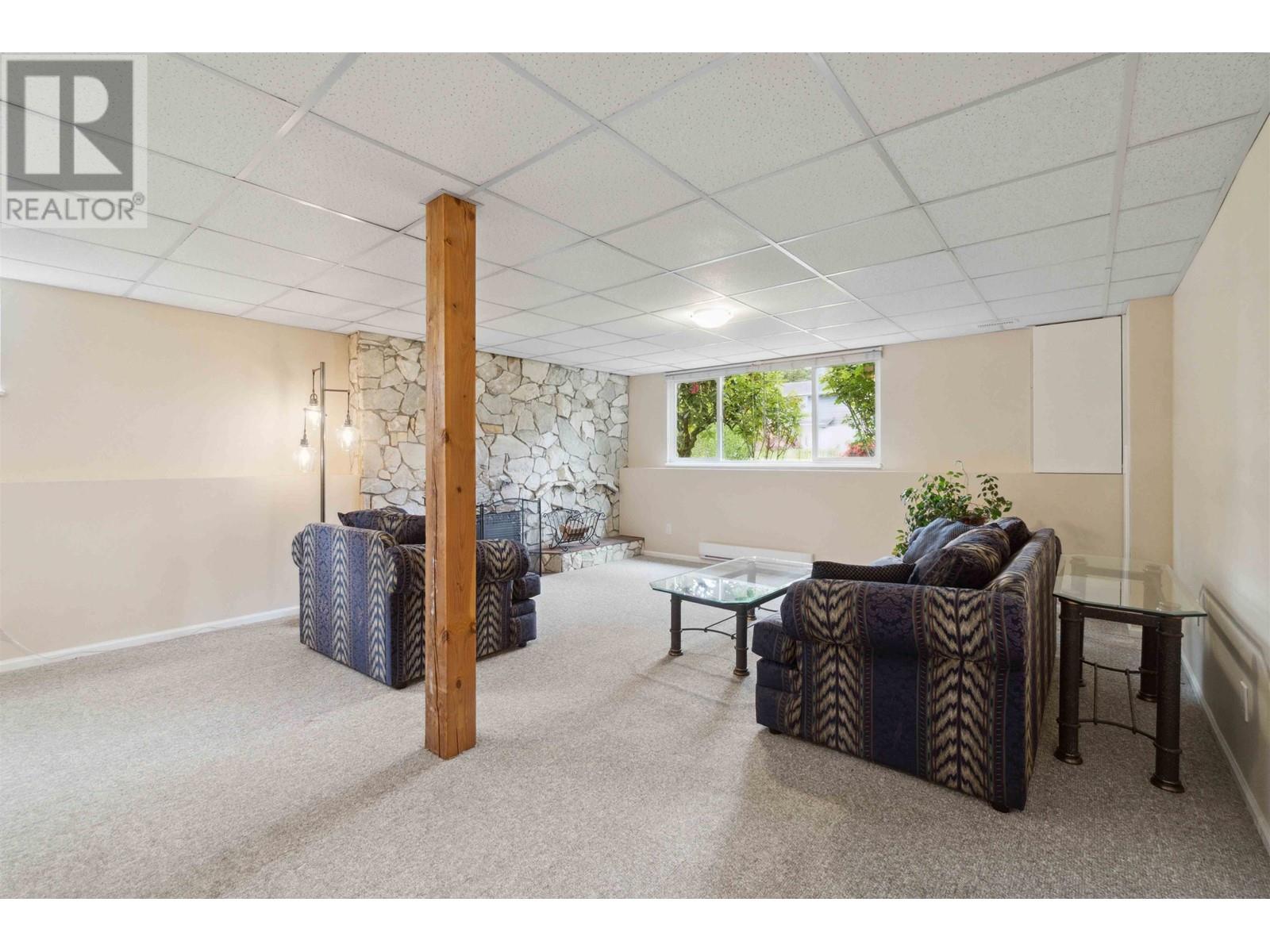 899 Spence Avenue, Coquitlam, British Columbia  V3J 4V4 - Photo 24 - R3005111