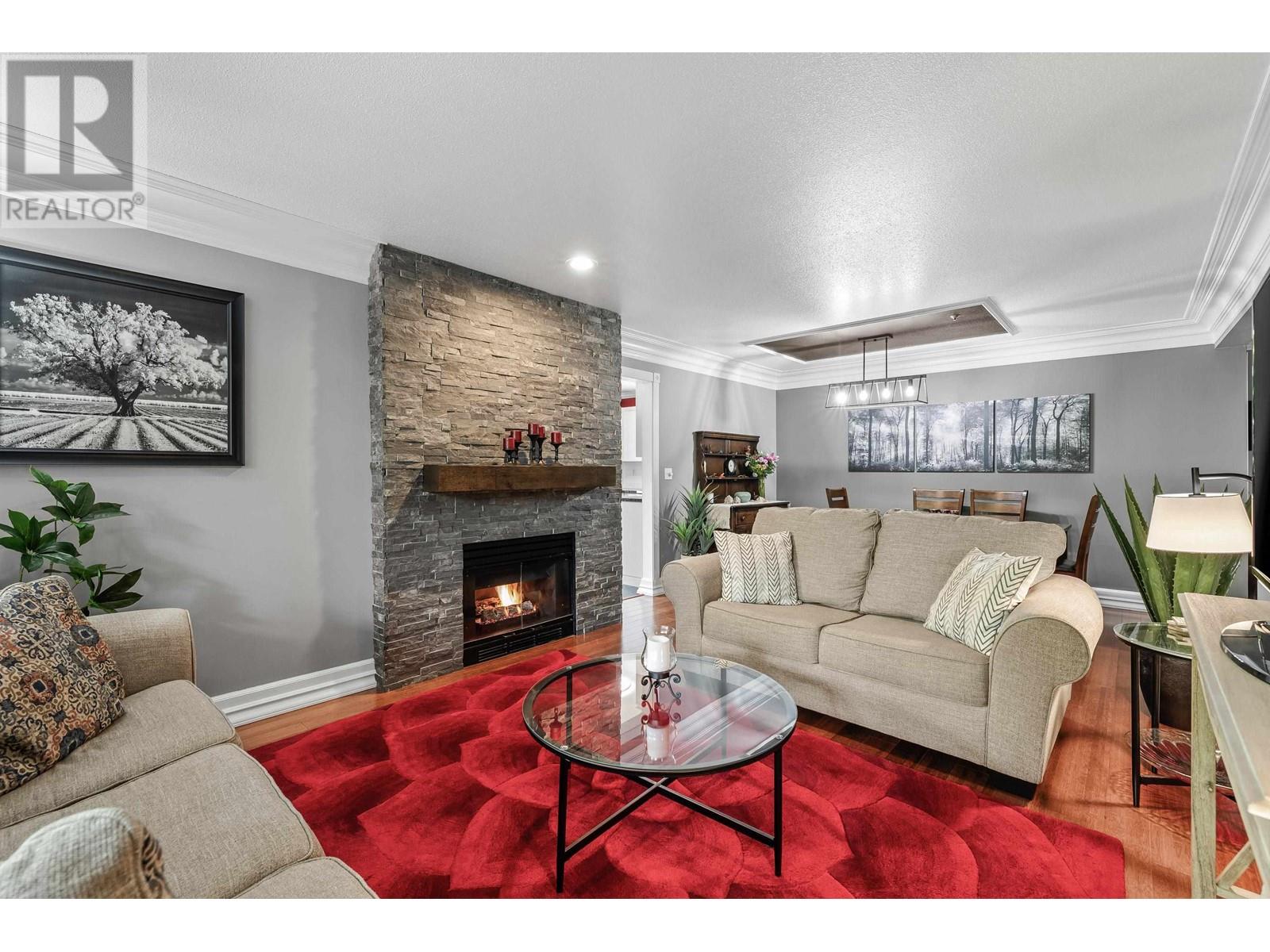 106 19121 Ford Road, Pitt Meadows, British Columbia  V3Y 2N2 - Photo 1 - R3006025