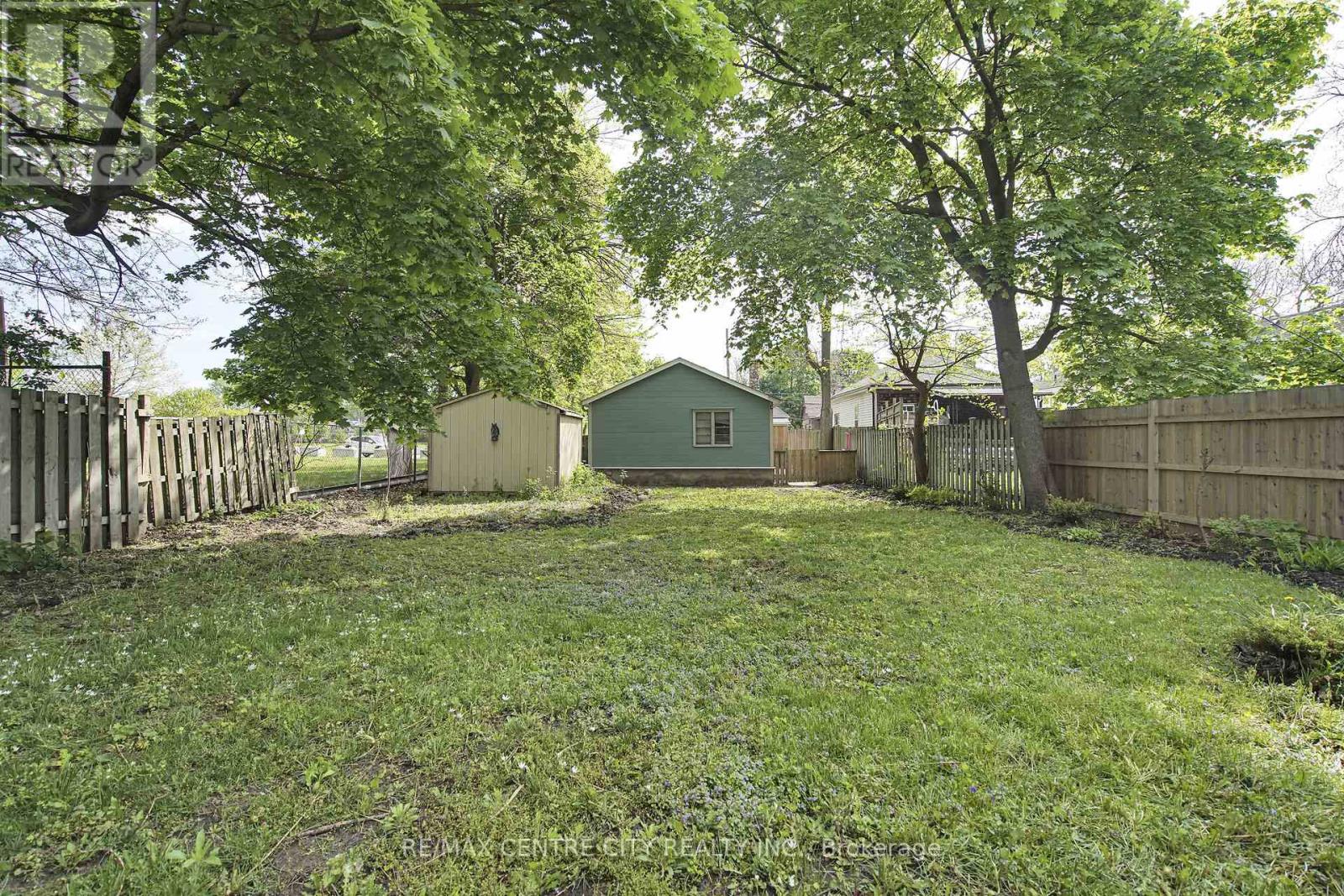 21 Queens Place, London East, Ontario  N5W 3V7 - Photo 25 - X12160190