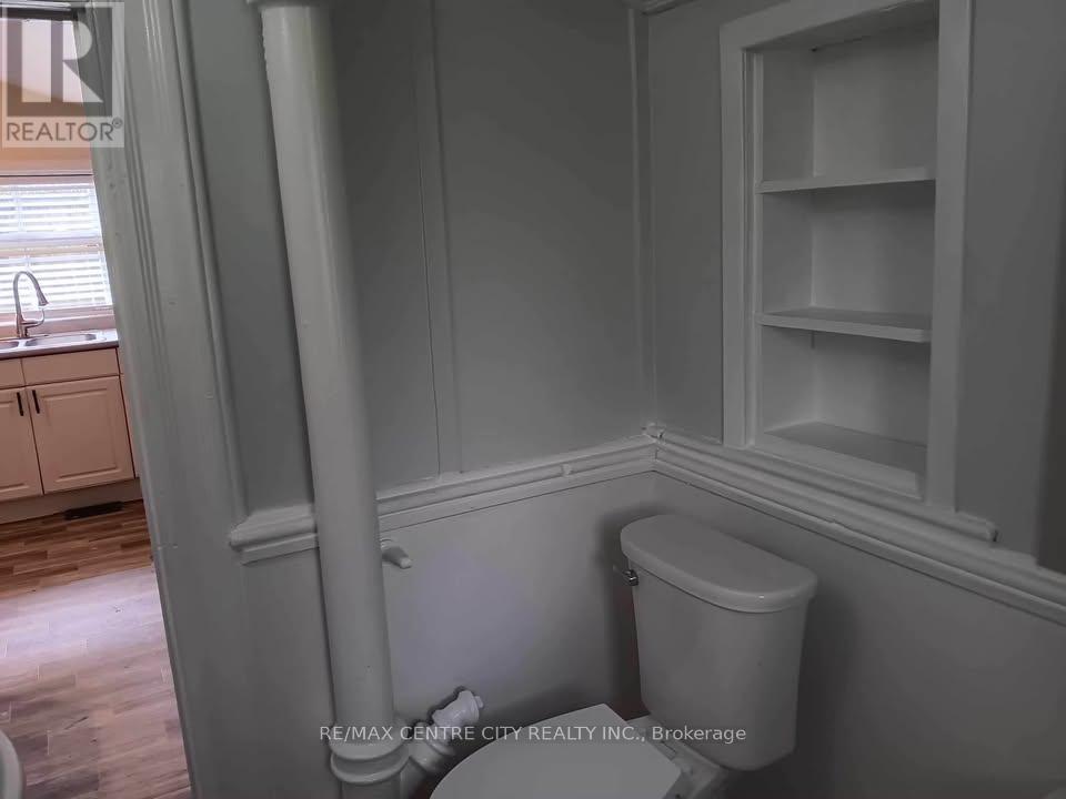 21 Queens Place, London East, Ontario  N5W 3V7 - Photo 36 - X12160190