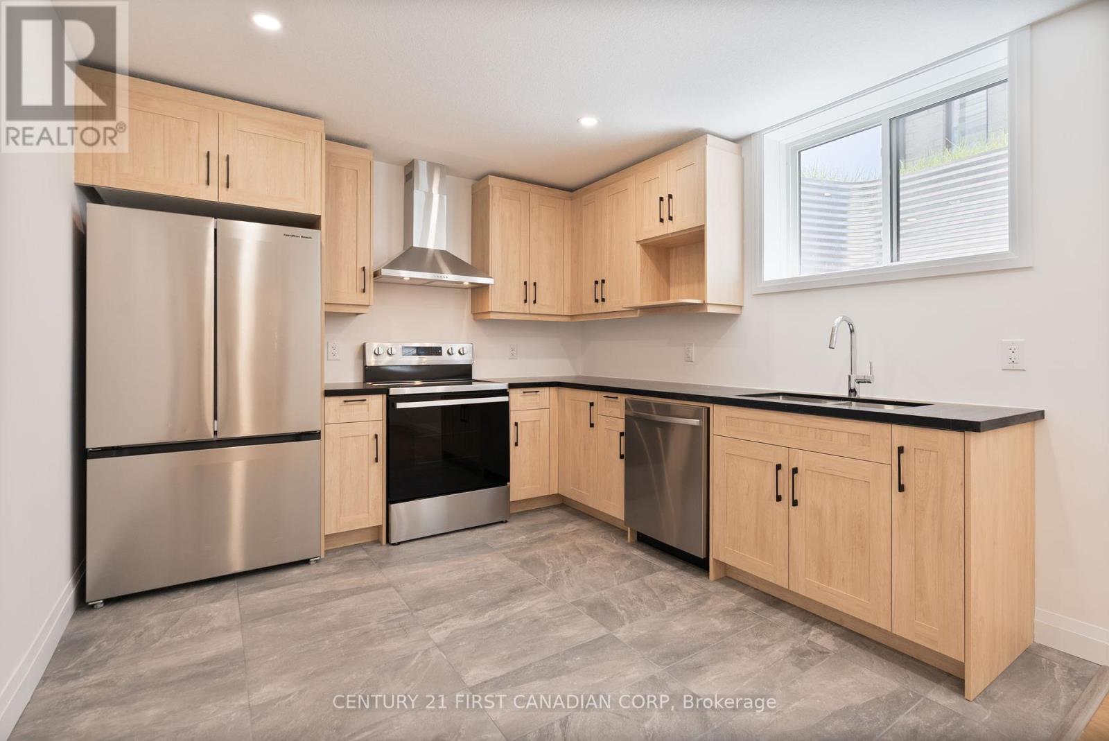 Lower - 1901 Evans Boulevard, London South, Ontario  N6M 0K2 - Photo 5 - X12165786