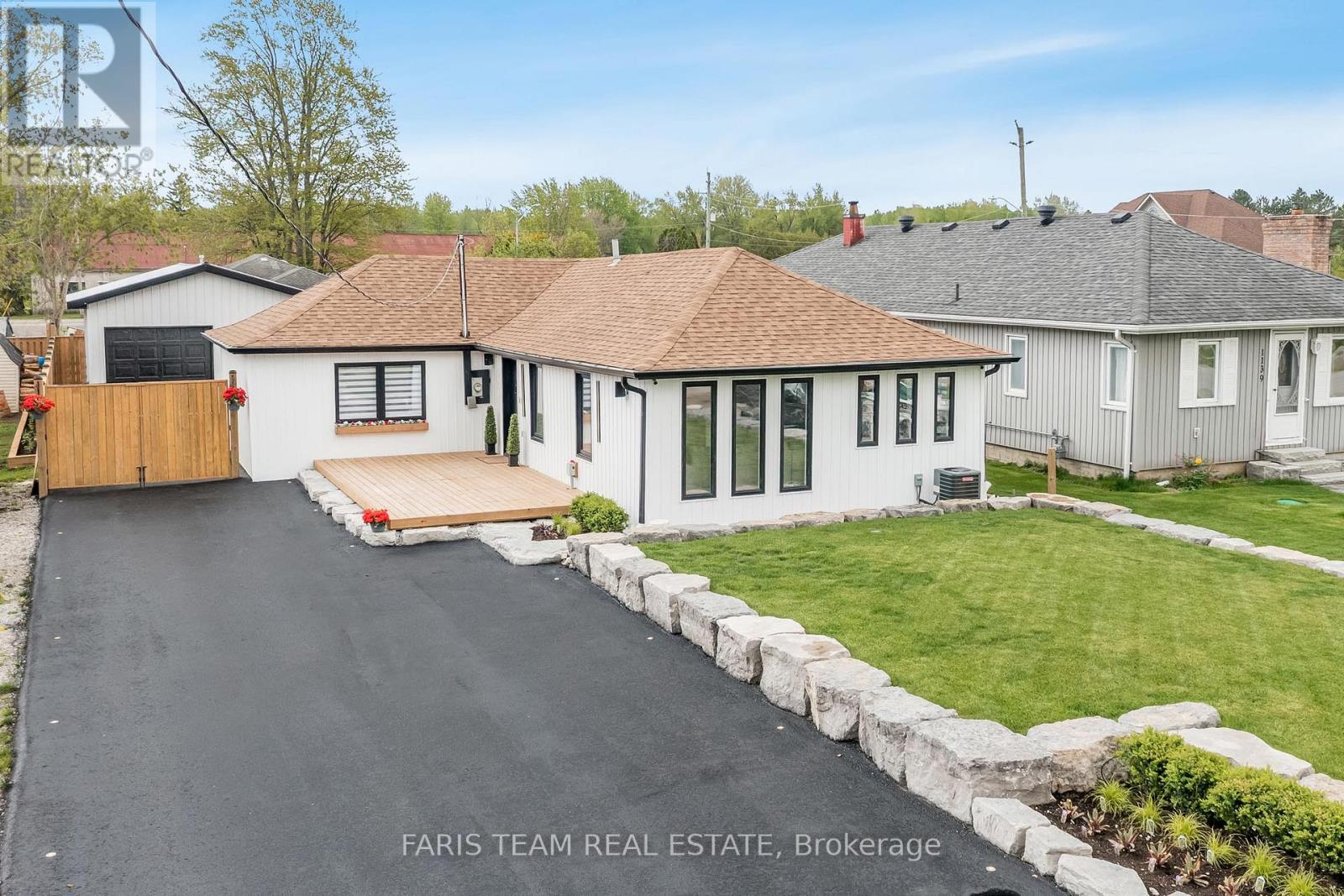 1135 Poplar Drive, Innisfil, Ontario  L0L 1R0 - Photo 2 - N12159011
