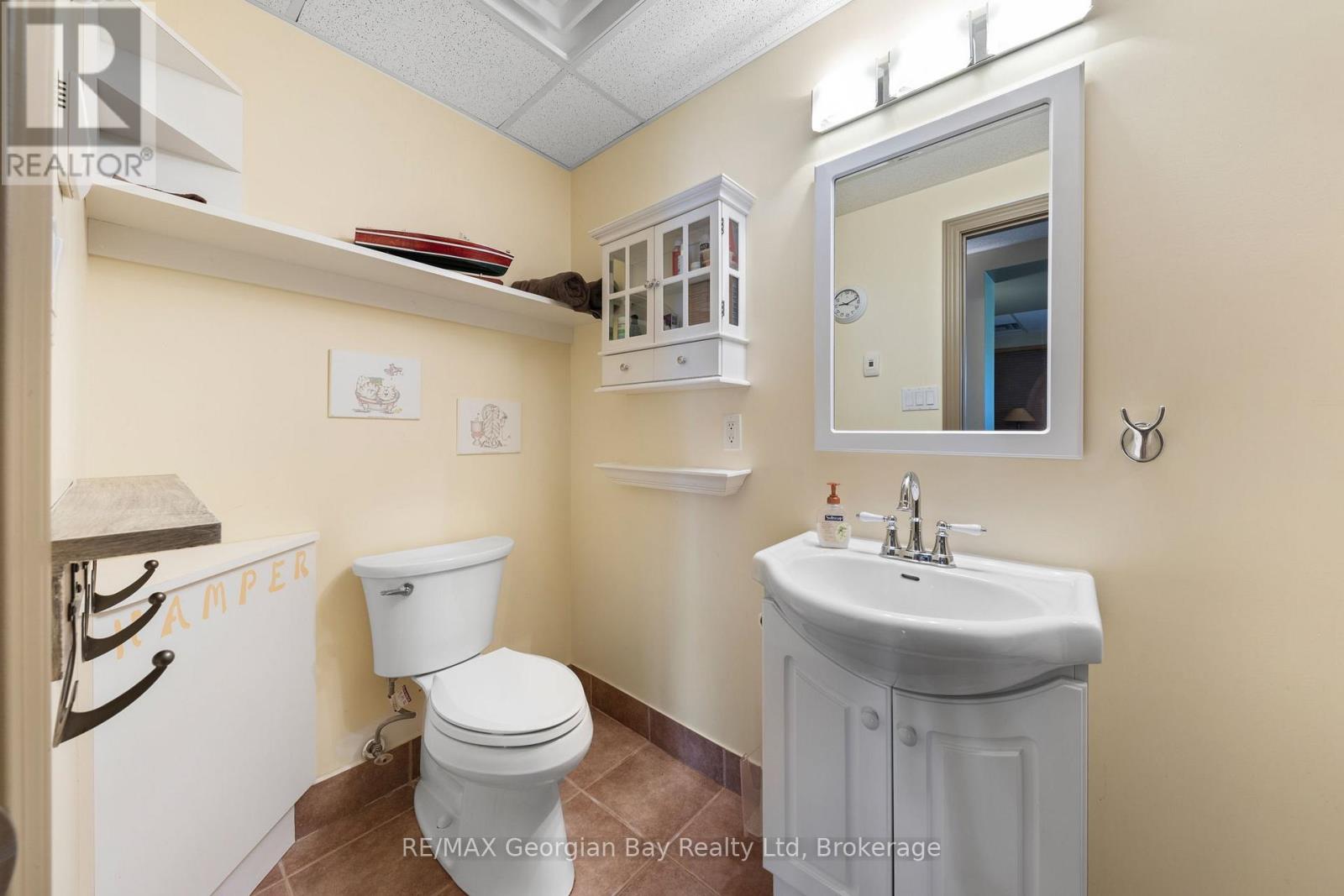 405 Champlain Road, Penetanguishene, Ontario  L9M 1S3 - Photo 23 - S12166764