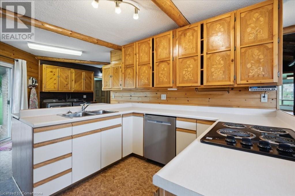 Property at 313316 HIGHWAY 6 image 3