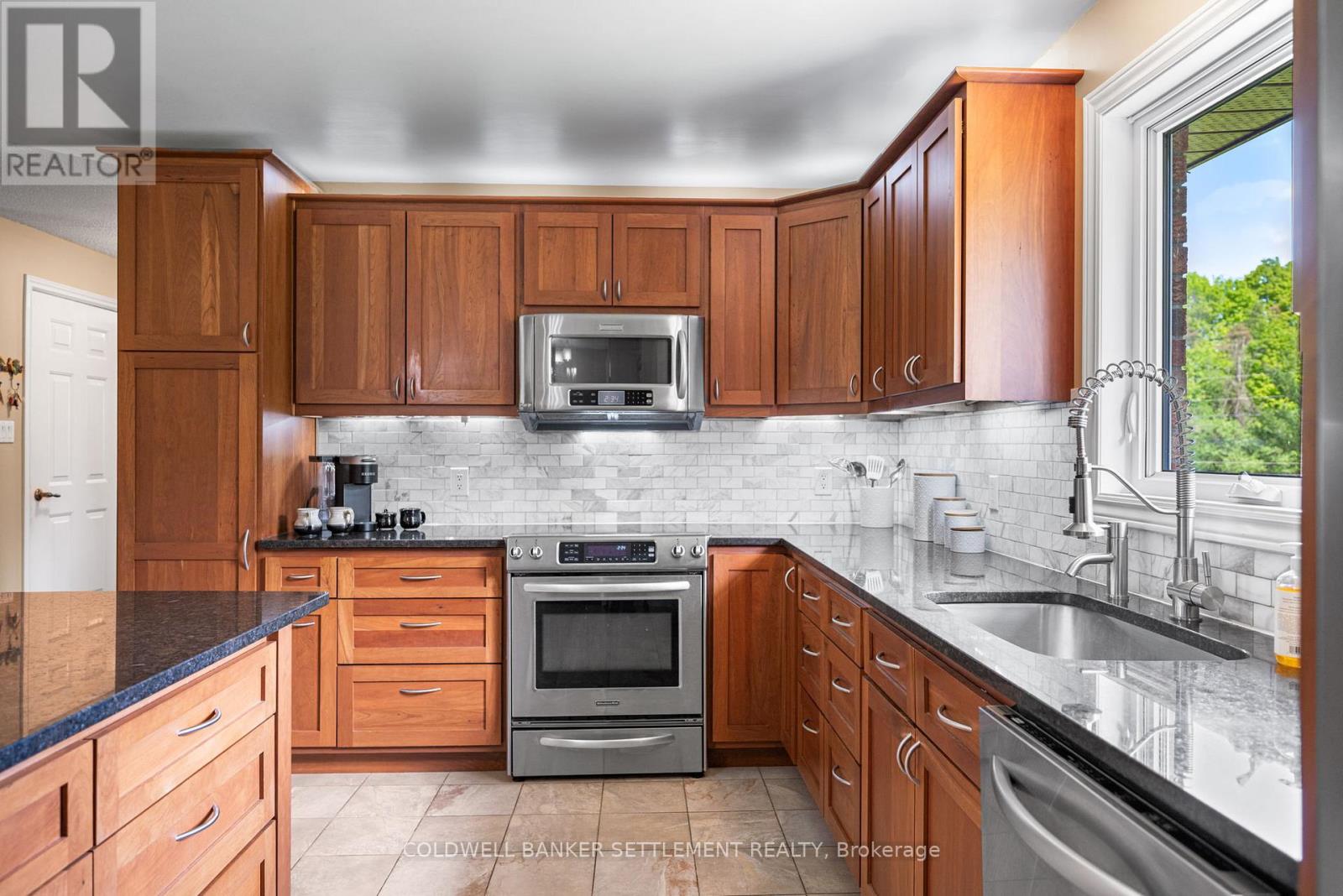 111 Burgess Drive, Drummond/north Elmsley, Ontario  K7H 0E3 - Photo 15 - X12166799
