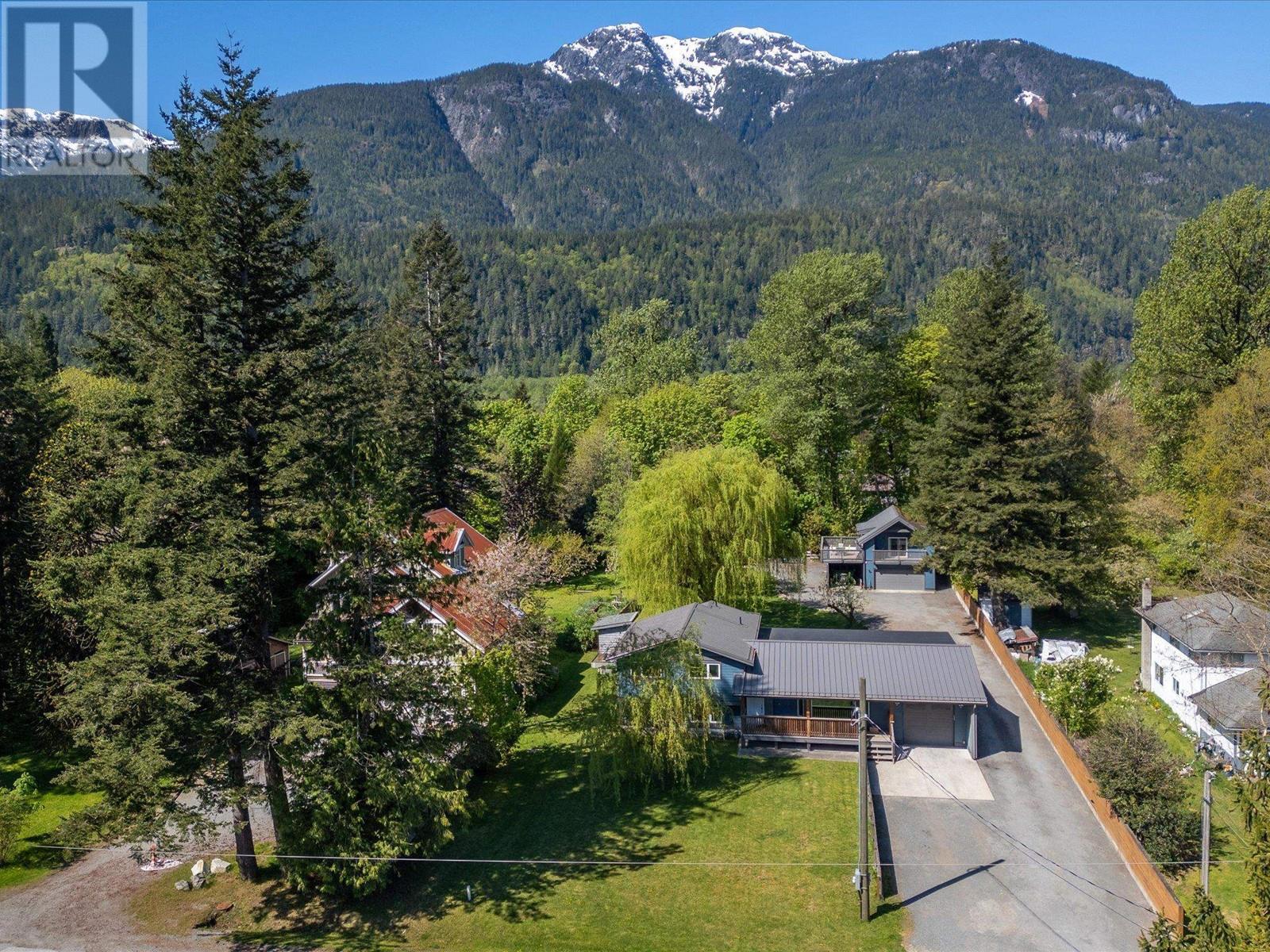 41549 Cottonwood Road, Squamish, British Columbia  V0N 3G0 - Photo 34 - R3006016
