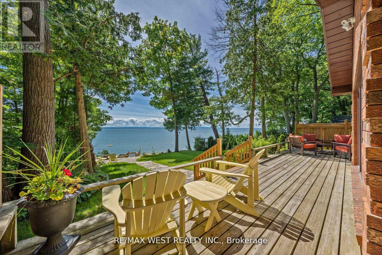 38 Willow Drive, Tiny, Ontario  L0L 1P1 - Photo 30 - S12148097