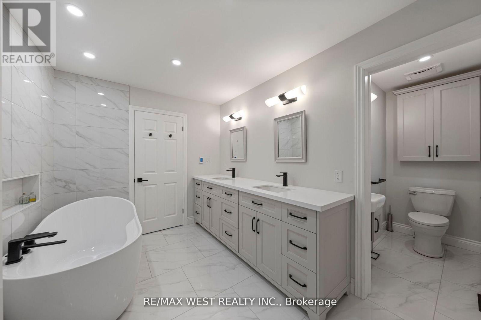 38 Willow Drive, Tiny, Ontario  L0L 1P1 - Photo 20 - S12148097