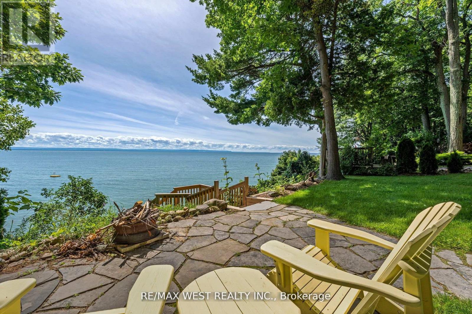 38 Willow Drive, Tiny, Ontario  L0L 1P1 - Photo 33 - S12148097