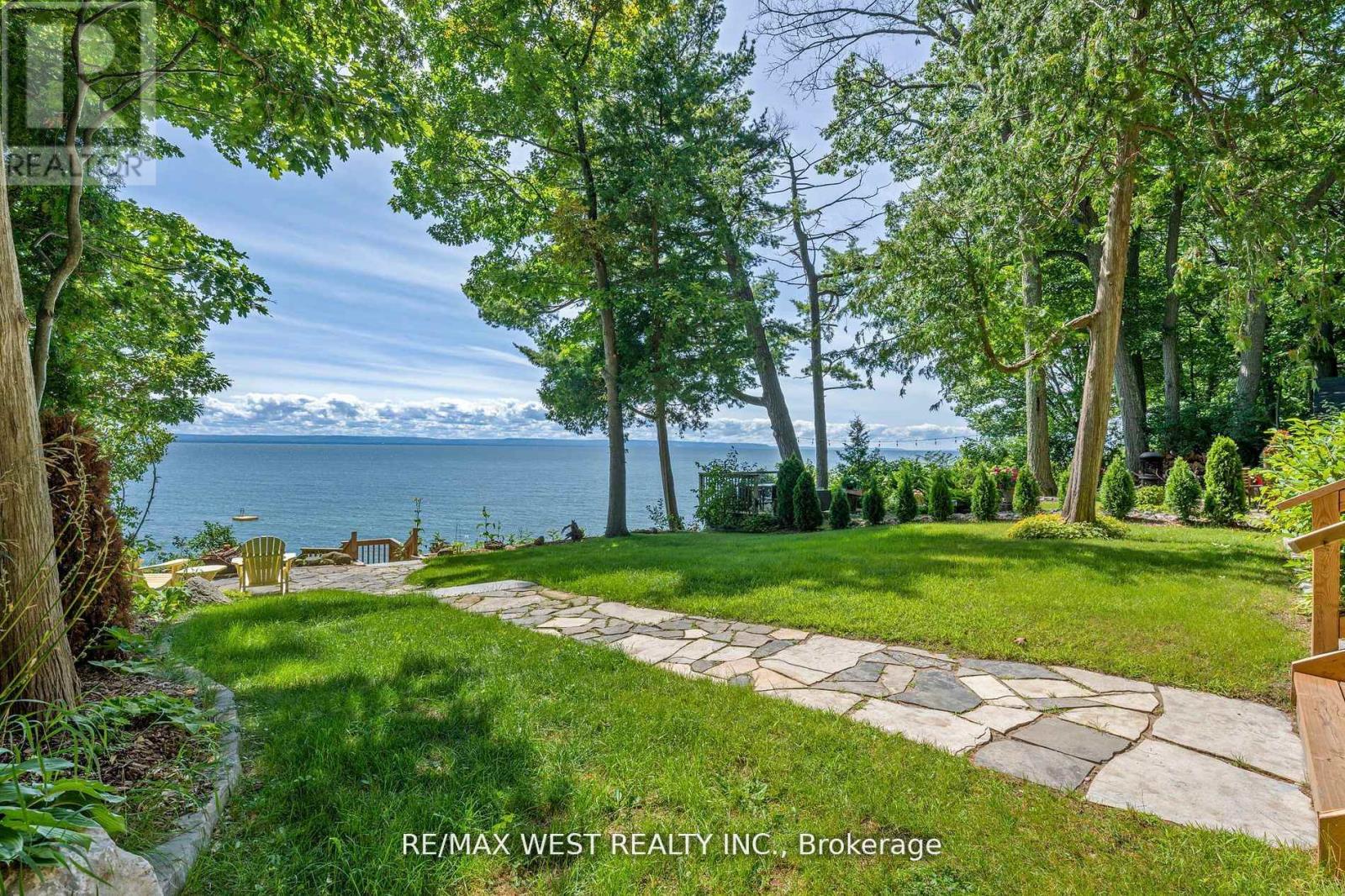 38 Willow Drive, Tiny, Ontario  L0L 1P1 - Photo 32 - S12148097
